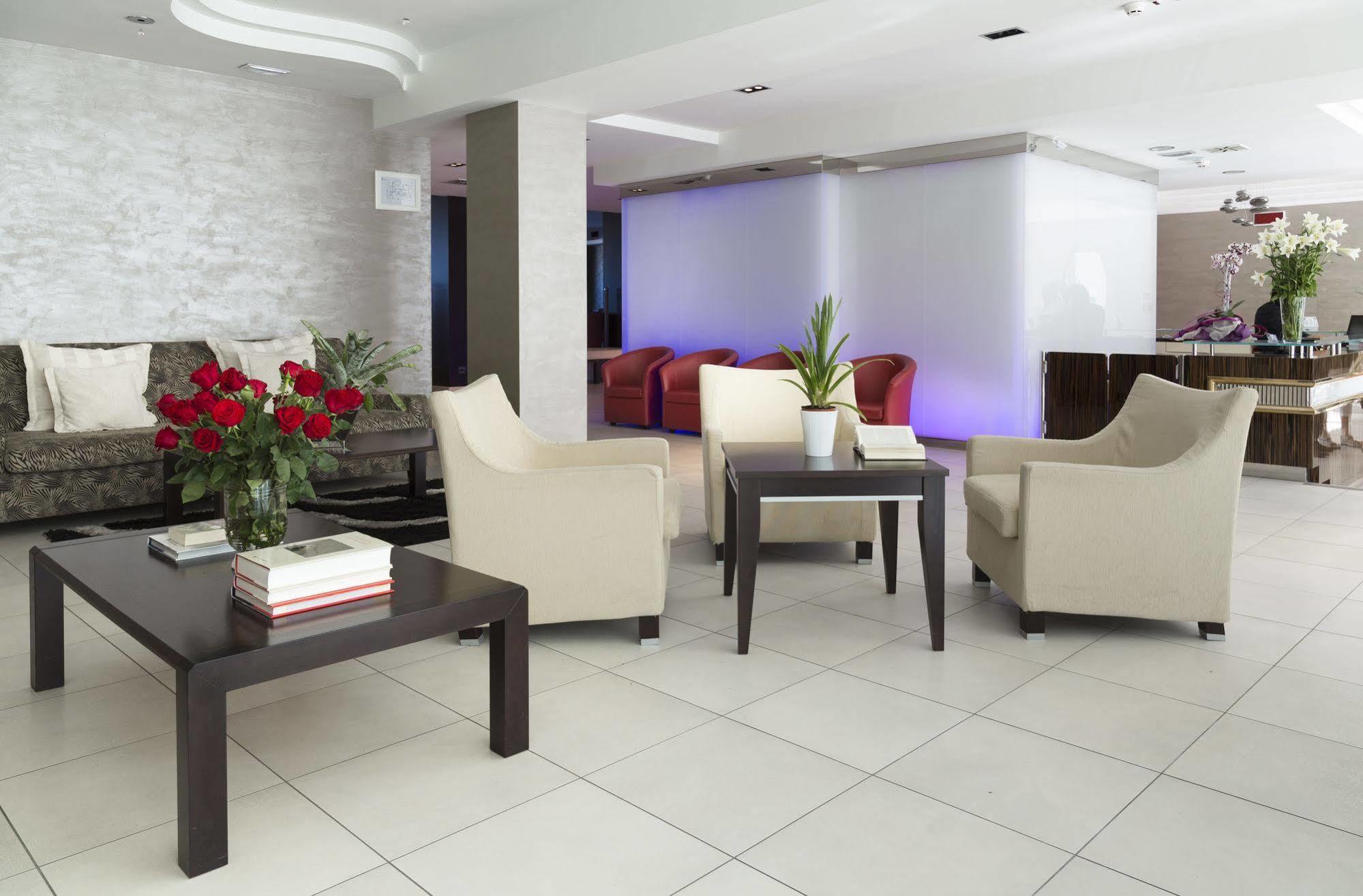 Terminal Palace & Spa Римини Экстерьер фото
